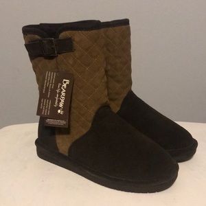 Women’s BearPaw Suede Quilted Winter Boots Size 8